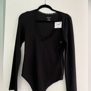 American Eagle v neck long sleeve bodysuit